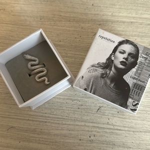 Taylor Swift Reputation Snake Ring